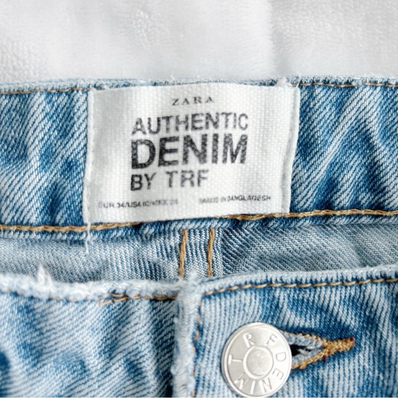 LIKE NEW! ZARA AUTHENTIC DENIM JEANS! - Picture 4 of 4
